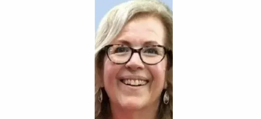 Susan Henshel, Administer 